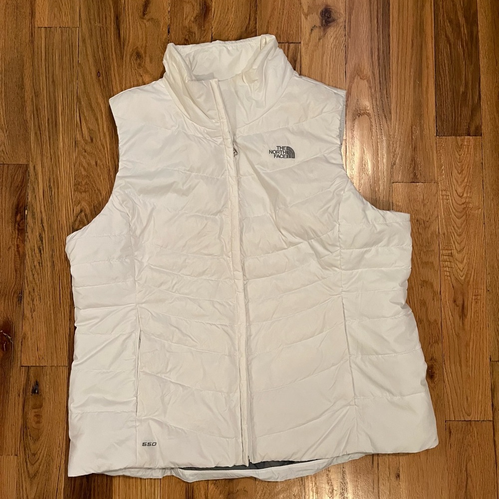 The North Fave White Down Vest - Plus Size XXL